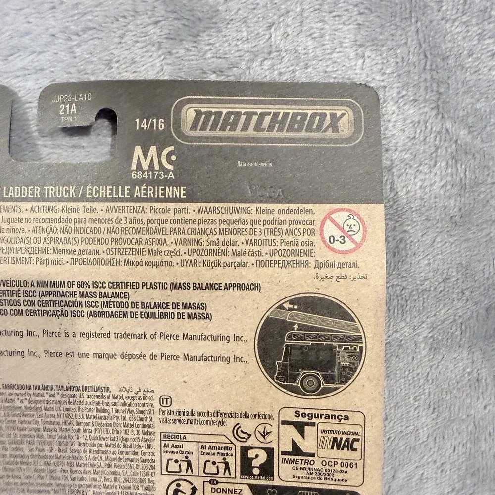 Matchbox Working Rigs Pierce Quantum Aerial Ladder Fire Truck 14/16 Diecast 1:64